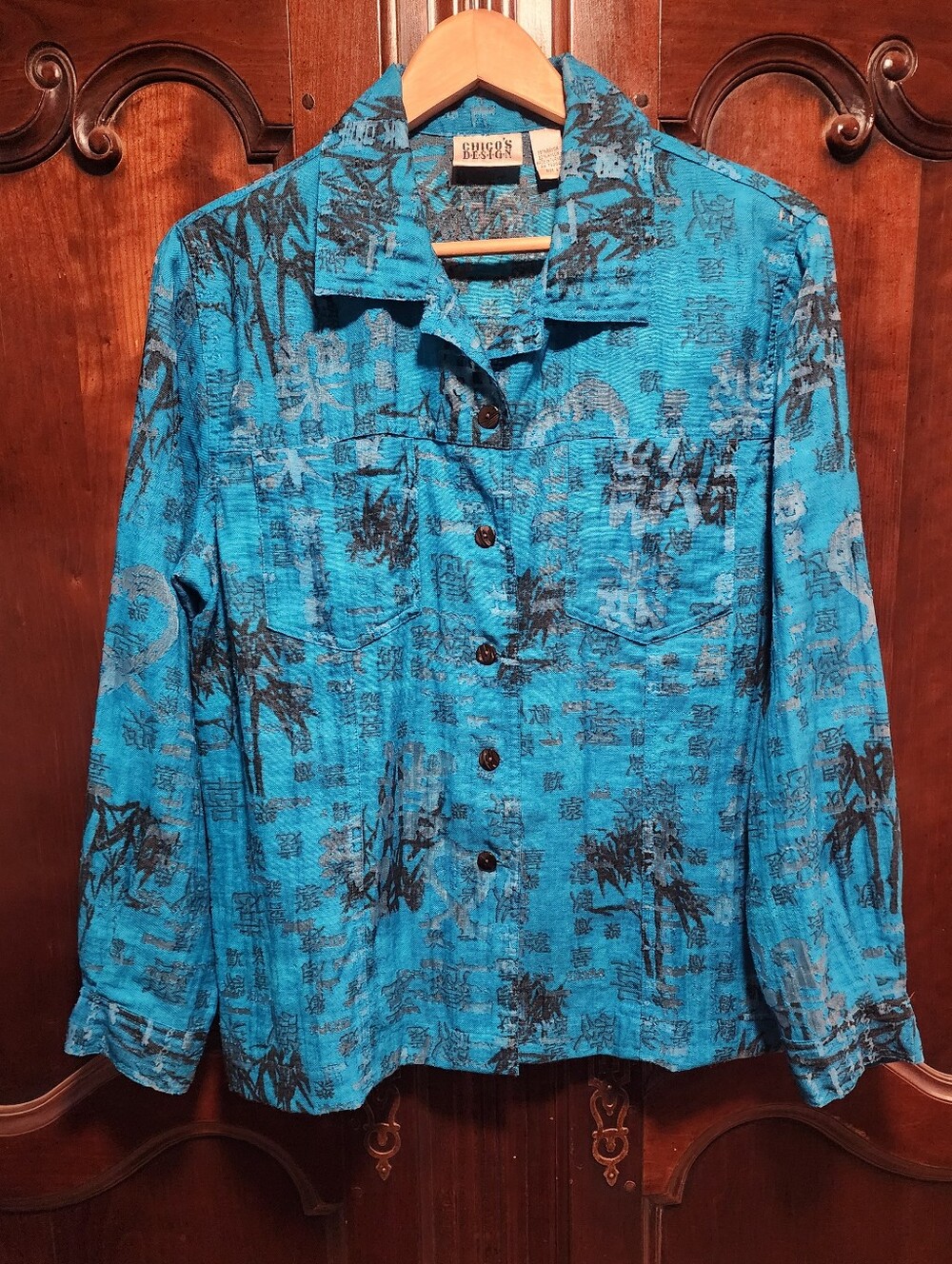 CHICO'S - Vintage Blue Japanese Character Blouse